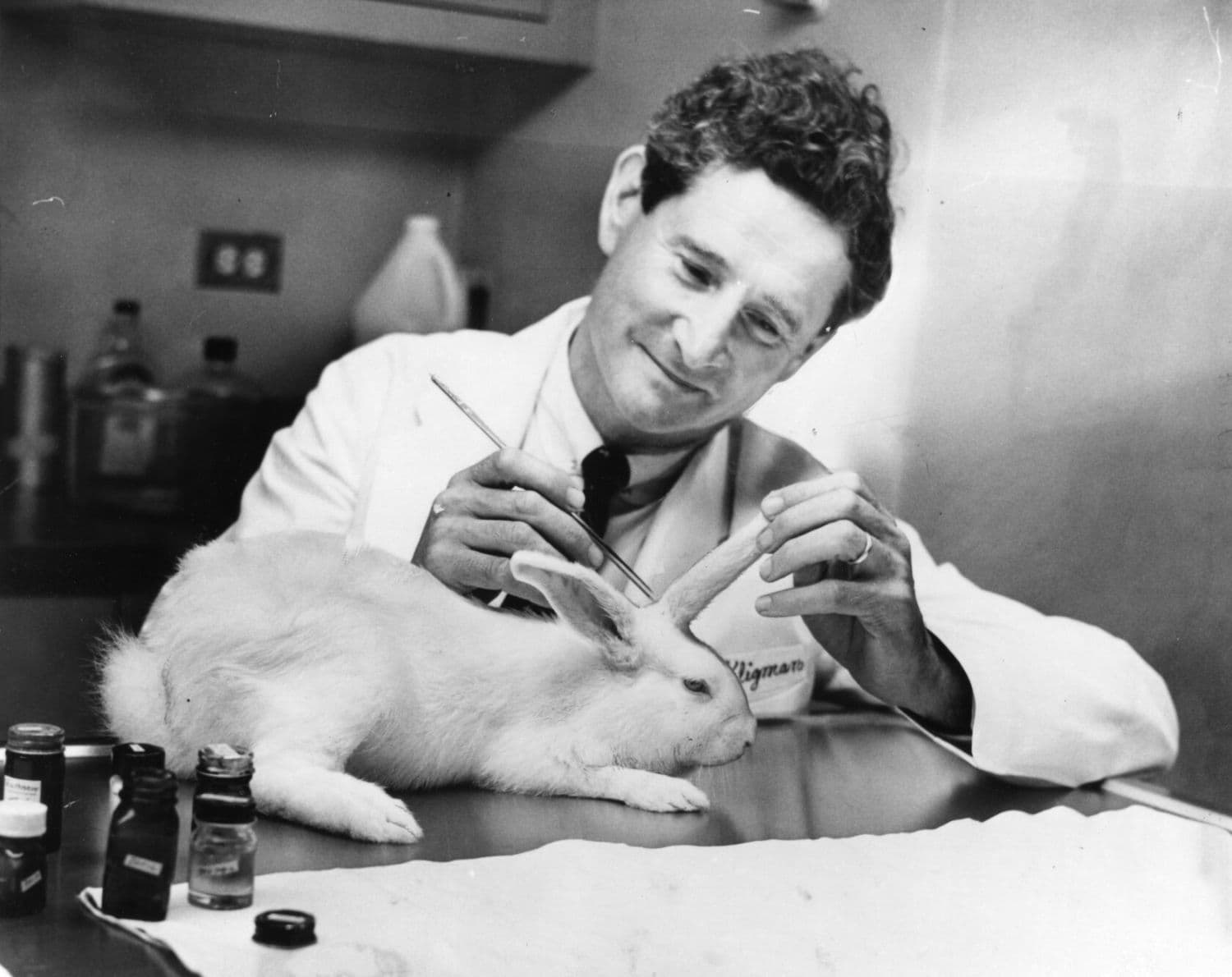 Komedogenność w kosmetykach: czy powinniśmy się niepokoić?